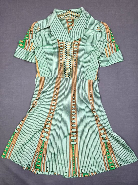 Dresses & Skirts - Vintage Green & Gold Striped Medium Collared Short Sleeve Dress Abstract Flawed